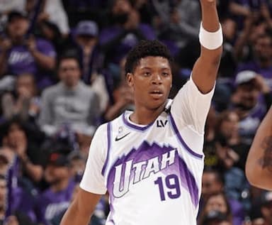 出战仅10分钟6犯离场！贝利全场5投2中得到5分1板1盖帽6犯规-NBA新闻